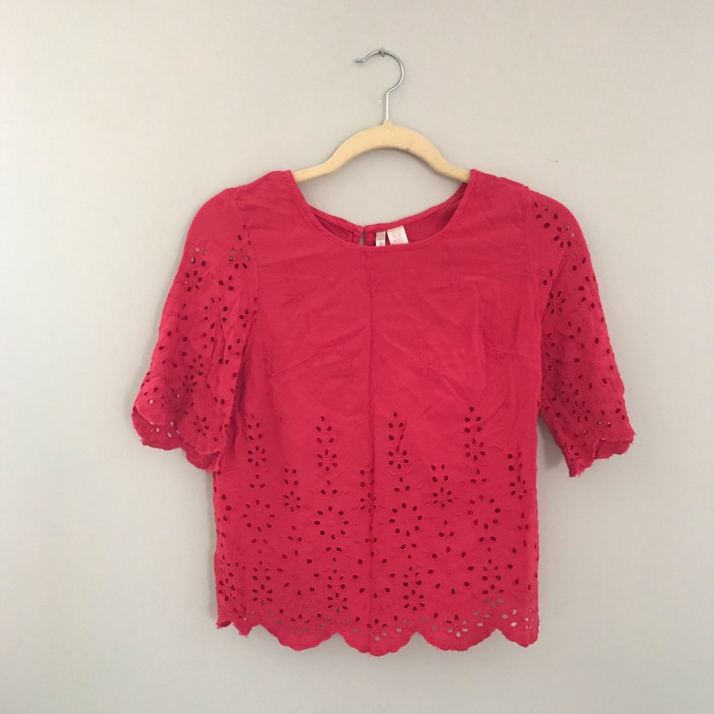 Fuchsia Women’s Short Sleeve Top Size Small